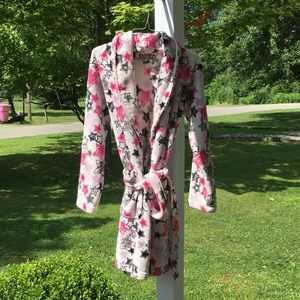 Pink Victoria secret Robe
